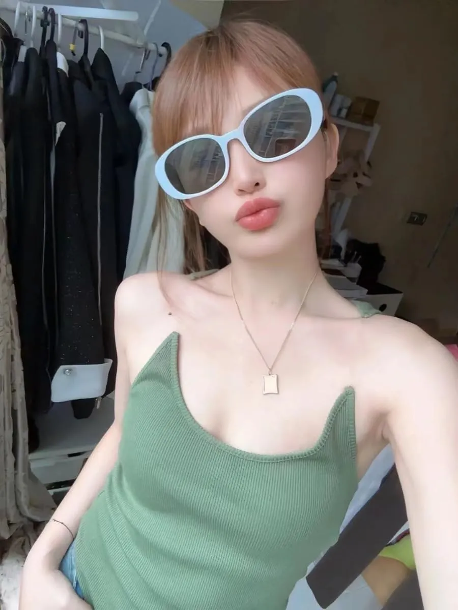 Invisible Strap Tank Tops Y2k Aesthetic Sexy Tank Tops for Women Thin Strap Tank Tops