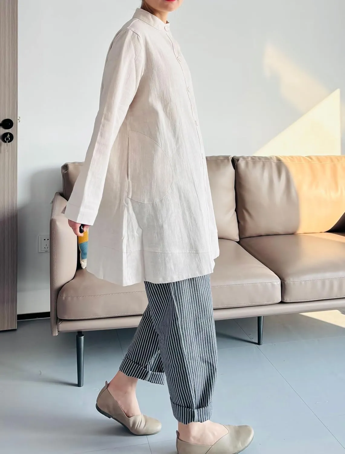 Laovanln Women's Linen Shirts Jackets Button Down Long Sleeve Cotton Blouse Tops with Pockets