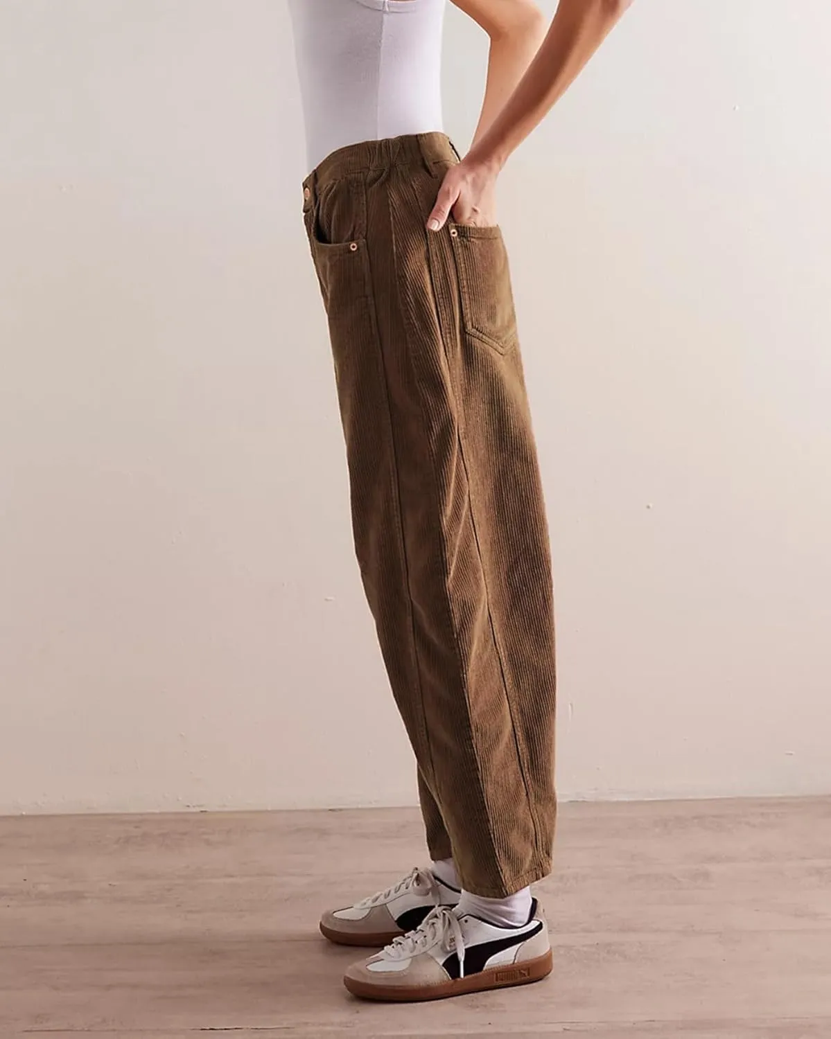 LifeShe Corduroy Pants Women Loose Mid Rise Barrel Pants Elastic Wide Leg Baggy Trouser with Pockets