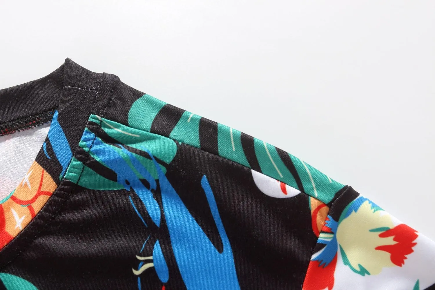 SSLR Mens Hawaiian Shirts Casual Print Short Sleeve T Shirt for Men