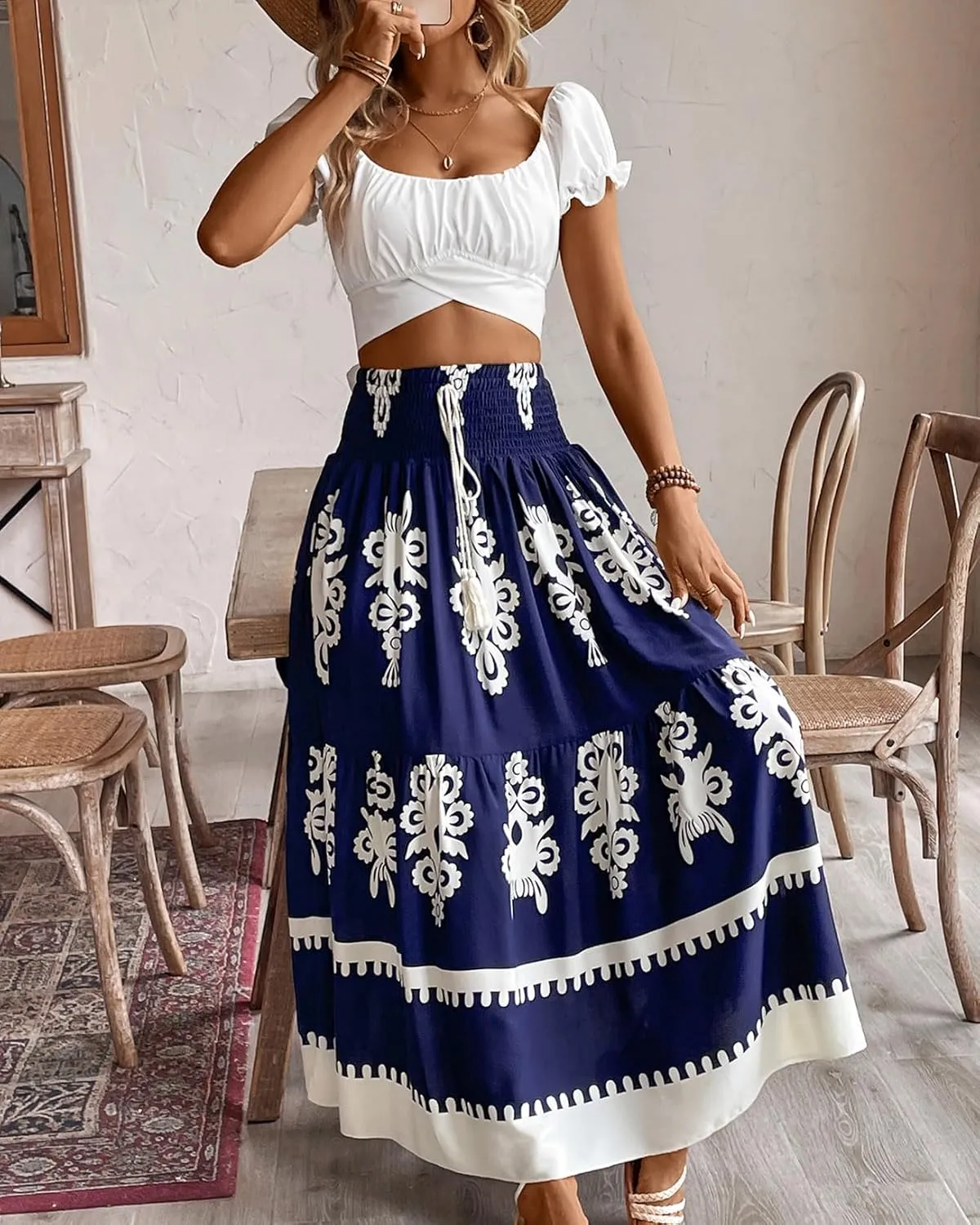 utcoco Women's 2025 Summer Beach Floral Print Maxi Skirts Elastic High Waist A Line Pleated Boho Flowy Long Skirt