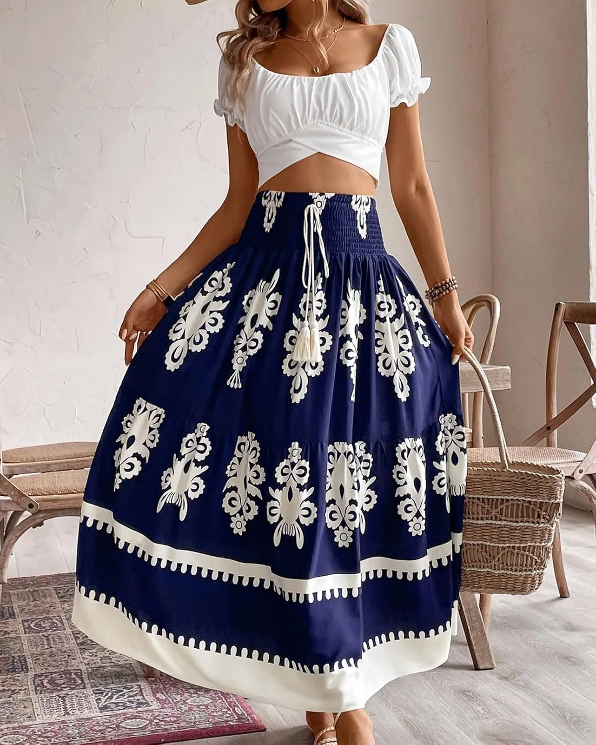 utcoco Women's 2025 Summer Beach Floral Print Maxi Skirts Elastic High Waist A Line Pleated Boho Flowy Long Skirt