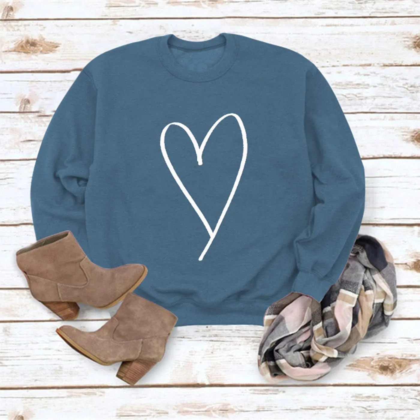 Valentines Crewneck Pullover Shirts Women Long Sleeve Love Heart Sweatshirts Graphic Lover Gift