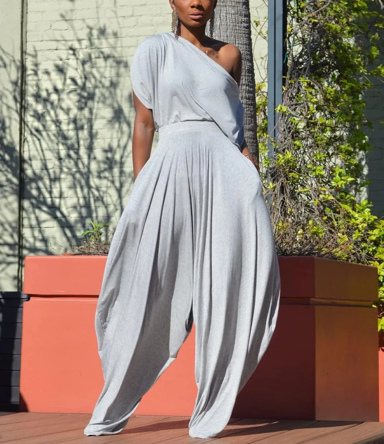 WOKANSE Womens 2 Piece Outfits Solid Short Sleeve Off One Shoulder Pullover Top and Loose Harem Pants Set Tracksuits